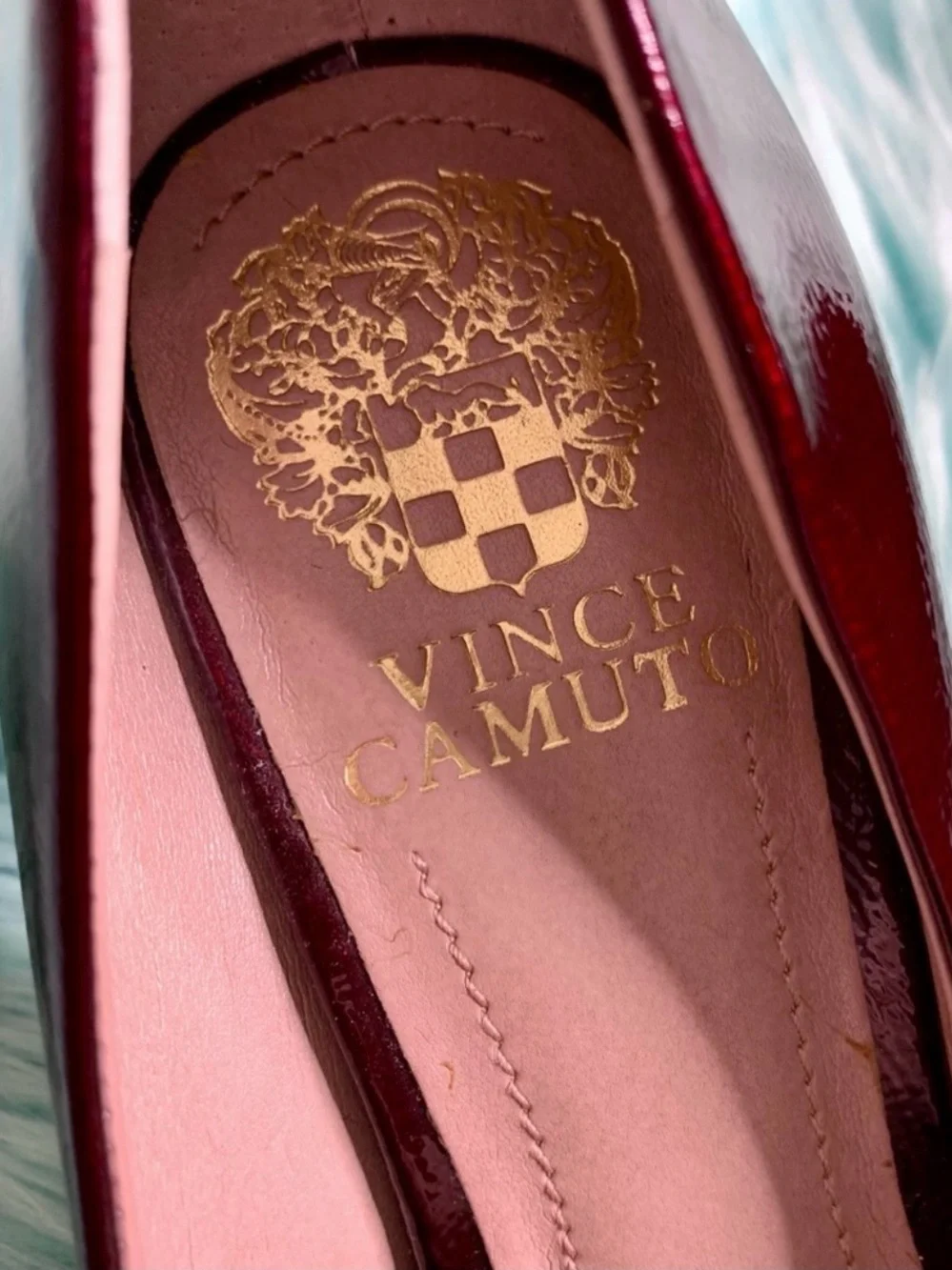 Vince Camuto Patent Leather Dark Red Vintage Heels Women’s 7 Low Platform